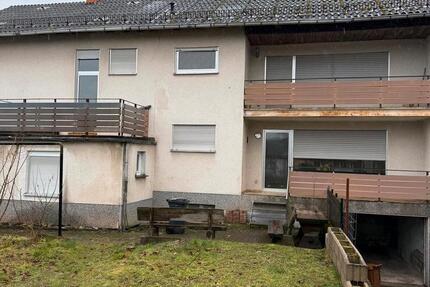 Haus Battweiler - 7 Zimmer, 160 m&sup2;, 150.000&euro; | Angebot:25164722