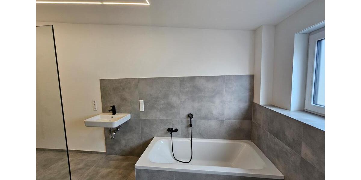 Dachgeschoßwohnung Bruchmühlbach-Miesau Miesau - 2 Zimmer, 55 m&sup2;, 170.000&euro; | Angebot:26877262