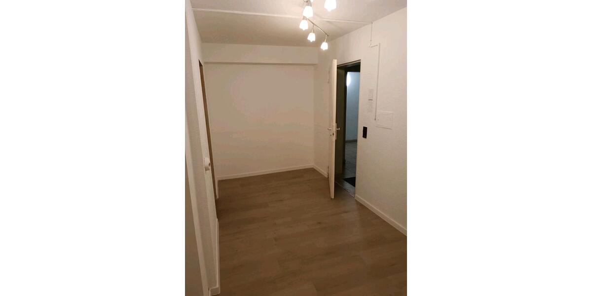 Erdgeschoßwohnung Waldmohr - 1 Zimmer, 42 m&sup2;, 380&euro; | Angebot:25150411