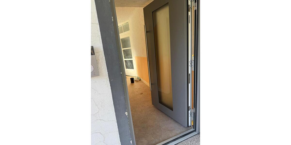 Etagenwohnung Schiffweiler - 2 Zimmer, 80 m&sup2;, 720&euro; | Angebot:25979101