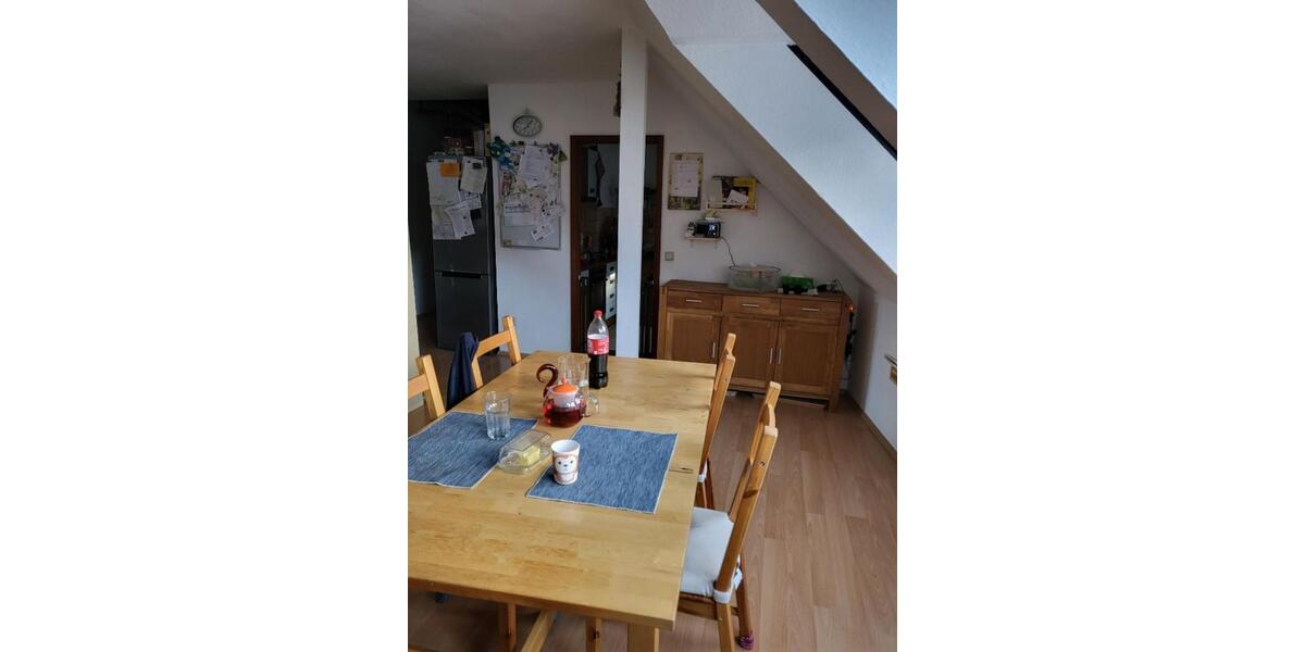 Dachgeschoßwohnung Neunkirchen - 3 Zimmer, 70 m&sup2;, 700&euro; | Angebot:25659592