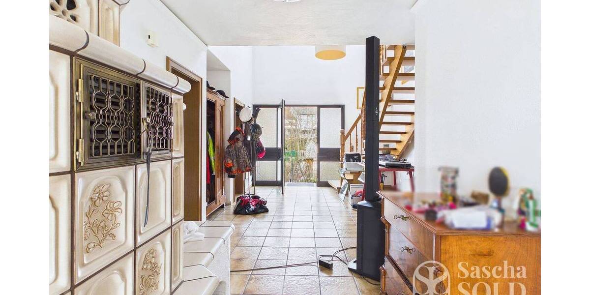 Freistehendes Einfamilienhaus mit Einliegerwohnung auf weitläufigem Grundstück mit Panoramablick - Einfamilienhaus Sankt Ingbert St. Ingbert | Angebot:26178655