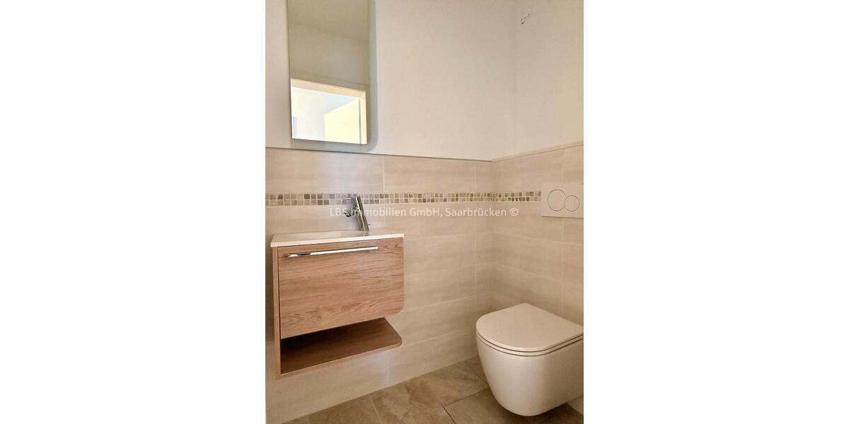 Etagenwohnung Saarbrücken Kieselhumes - 4 Zimmer, 135 m&sup2;, 1.850&euro; | Angebot:25083775