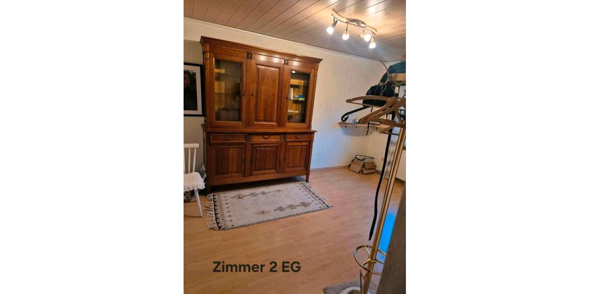 Einfamilienhaus Homburg - 7 Zimmer, 196 m&sup2;, 340.000&euro; | Angebot:26088449
