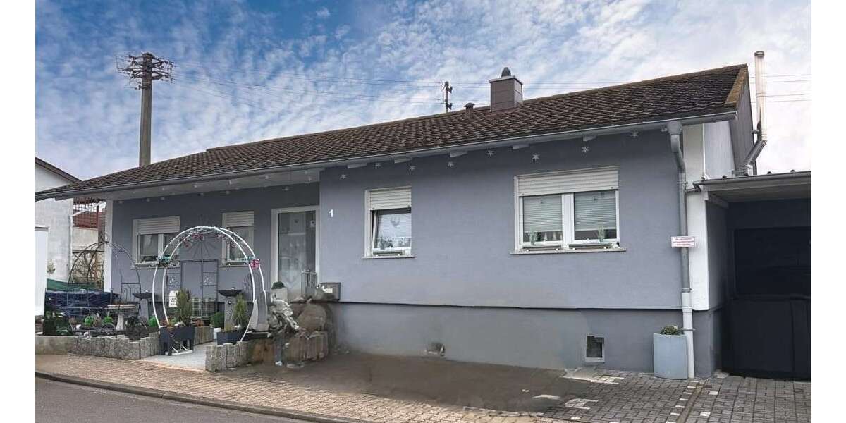 Einfamilienhaus Bexbach - 7 Zimmer, 180 m&sup2;, 279.000&euro; | Angebot:25548332