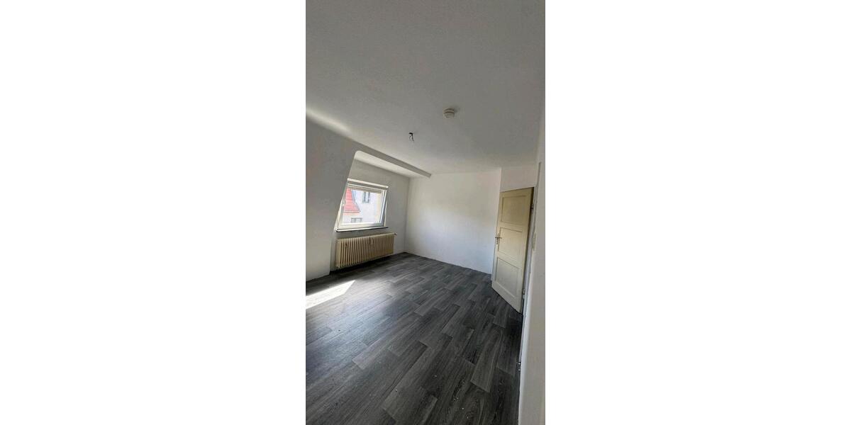 Etagenwohnung Sulzbach (Saar) - 4 Zimmer, 93 m&sup2;, 790&euro; | Angebot:25968188