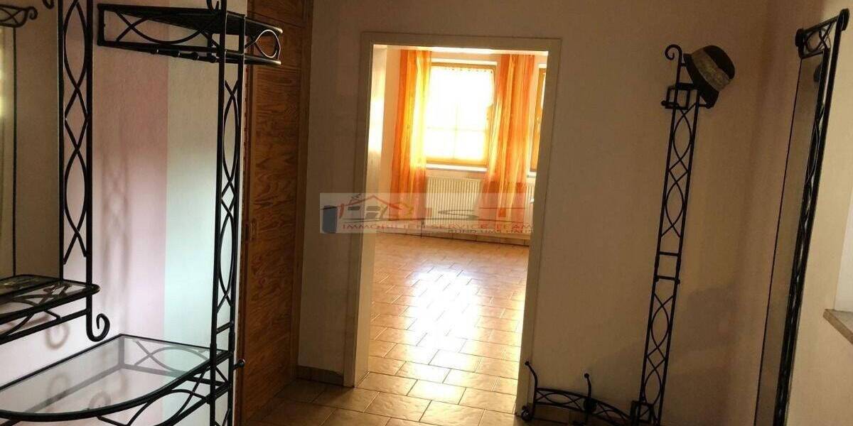 Doppelhaushälfte Jettenbach - 5 Zimmer, 150 m&sup2;, 175.000&euro; | Angebot:25797879