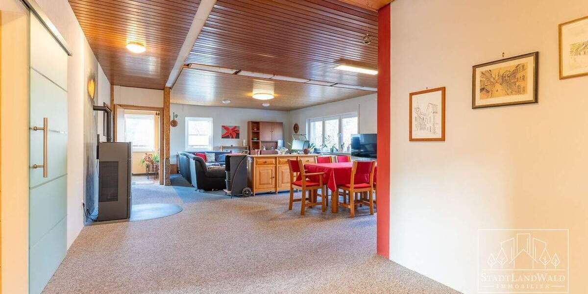 Einfamilienhaus Merzalben - 9 Zimmer, 220 m&sup2;, 319.500&euro; | Angebot:25733495