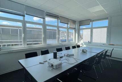 Gewerbeobjekt Saarbrücken St Johann - 8 Zimmer, 292 m&sup2;, 2.900&euro; | Angebot:25796515