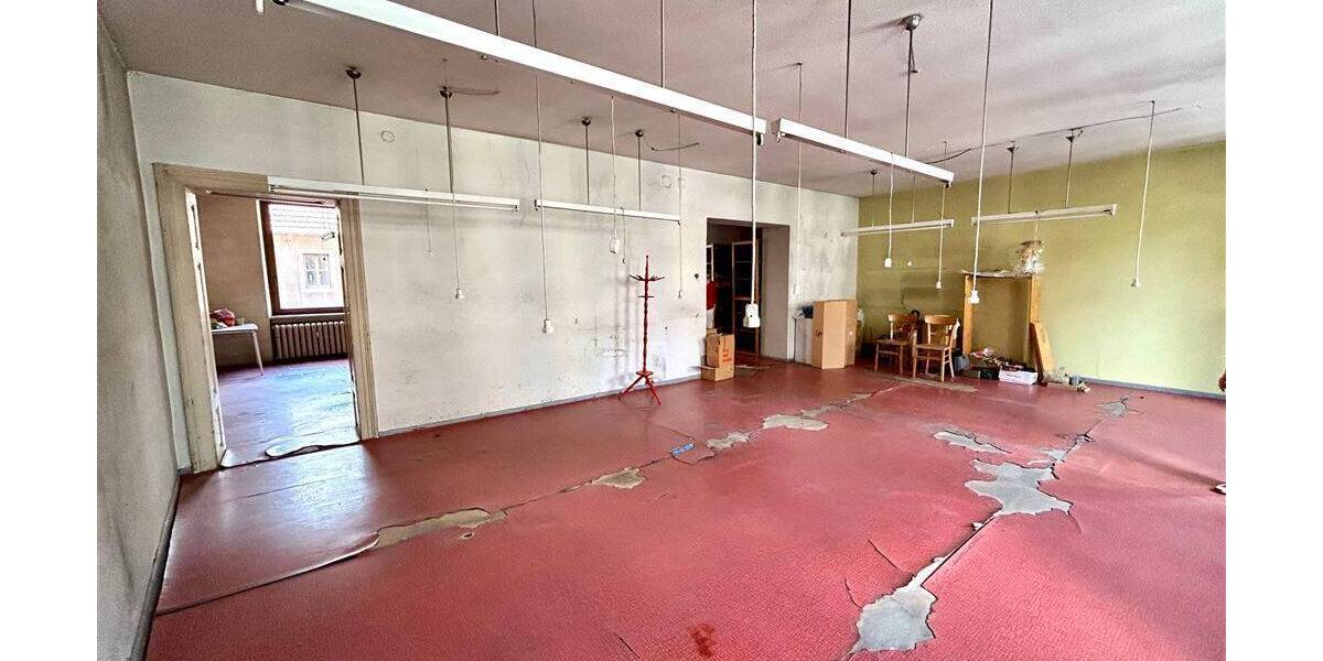 Gewerbeobjekt Neunkirchen Innenstadt - 5 Zimmer, 239.000&euro; | Angebot:25801937