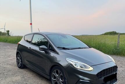 Ford Fiesta 59.000 km 11.100 &euro; Freisen 66629