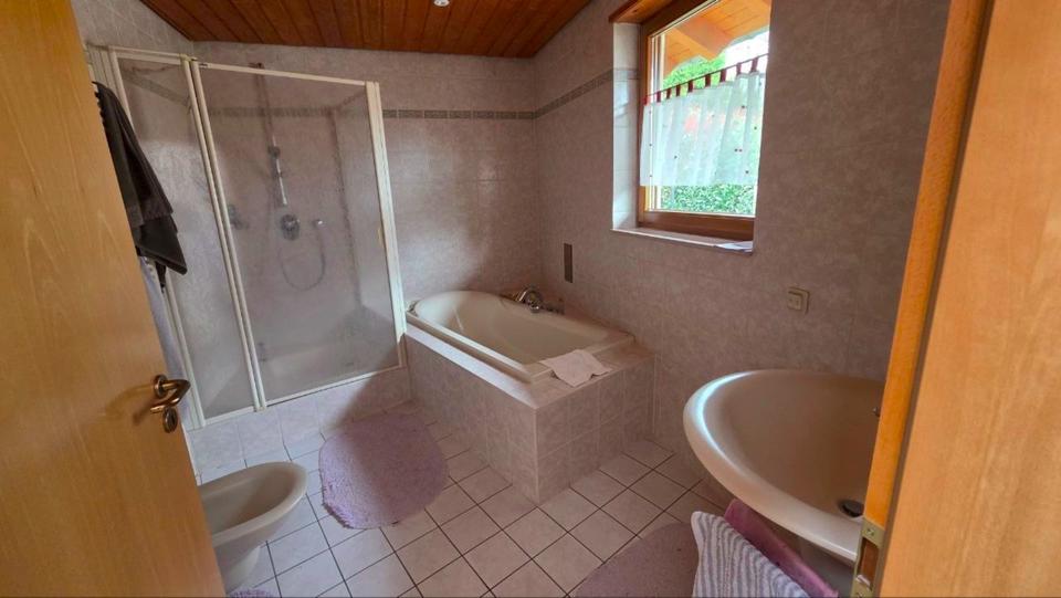 Einfamilienhaus Saarbrücken Scheidt - 4 Zimmer, 140 m&sup2;, 450.000&euro; | Angebot:26067670