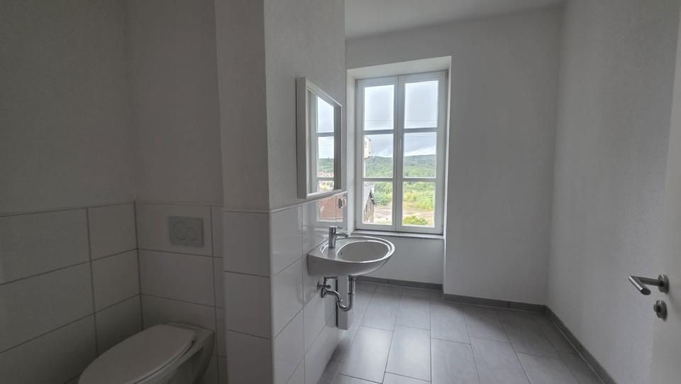 Etagenwohnung Quierschied - 3 Zimmer, 125 m&sup2;, 1.100&euro; | Angebot:25364528