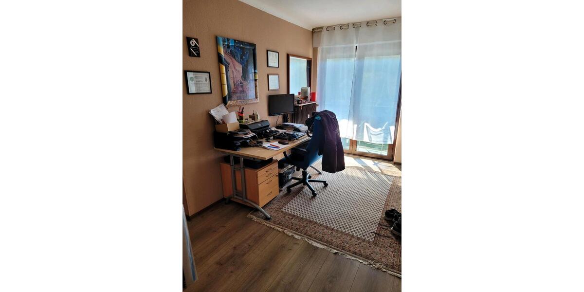 Etagenwohnung Neunkirchen - 4 Zimmer, 100 m&sup2;, 140.000&euro; | Angebot:26226293