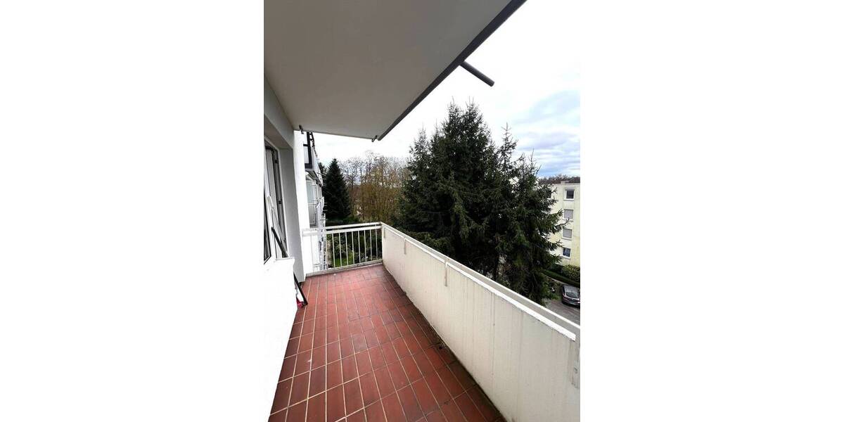 Etagenwohnung Saarbrücken St Johann - 2 Zimmer, 75 m&sup2;, 700&euro; | Angebot:25959145