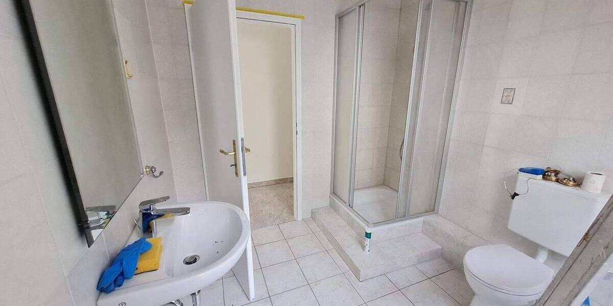 Etagenwohnung Saarbrücken St Arnual - 5 Zimmer, 98 m&sup2;, 1.000&euro; | Angebot:26928735