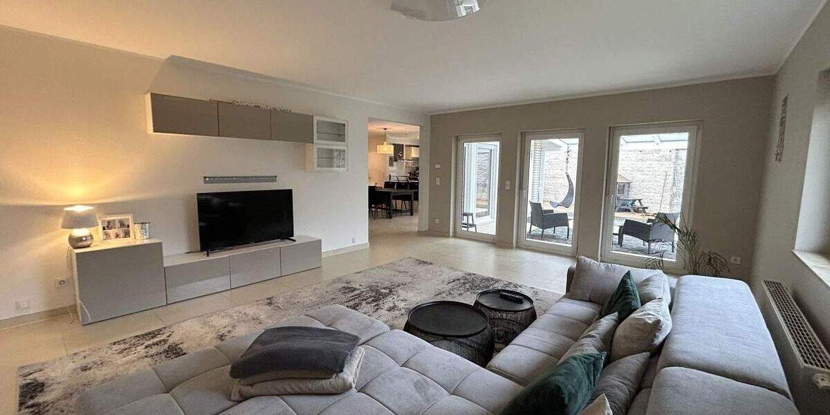 Einfamilienhaus Homburg Bruchhof - 6 Zimmer, 121 m&sup2;, 499.000&euro; | Angebot:25741216