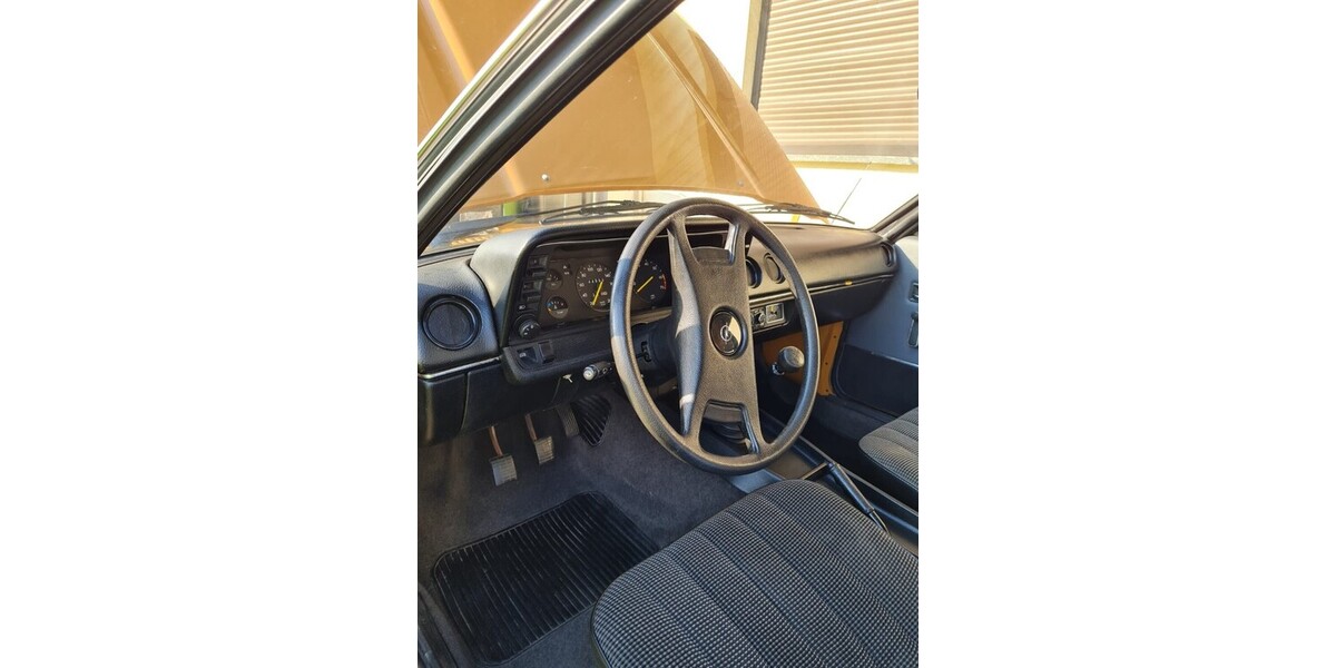 Opel Manta B 145.000 km 15.499 &euro; Neunkirchen 66538