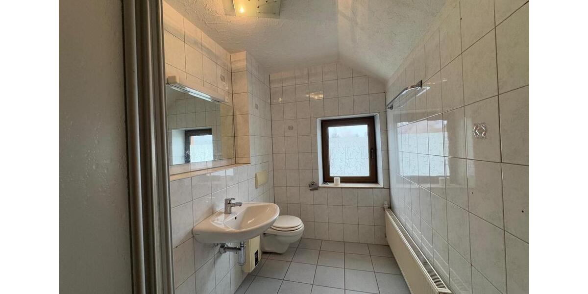 Etagenwohnung Gries - 3 Zimmer, 80 m&sup2;, 750&euro; | Angebot:24272108