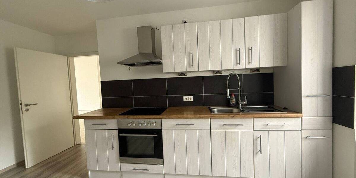 Modern sanierte 2-ZKB mit Einbauküche in Ottweiler - sofort bezugsfrei - Etagenwohnung Ottweiler | Angebot:26164331