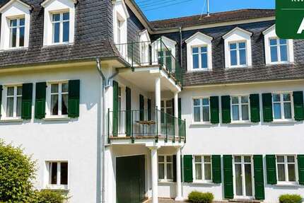 Haus Illingen - 10 Zimmer, 300 m&sup2;, 749.000&euro; | Angebot:26474807