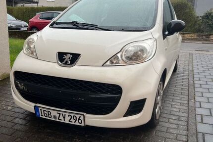 Peugeot 107 129.500 km 2.450 &euro; Saarbrücken 66130
