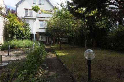 Haus Saarbrücken Eschberg - 8 Zimmer, 266 m&sup2;, 649.000&euro; | Angebot:27509045