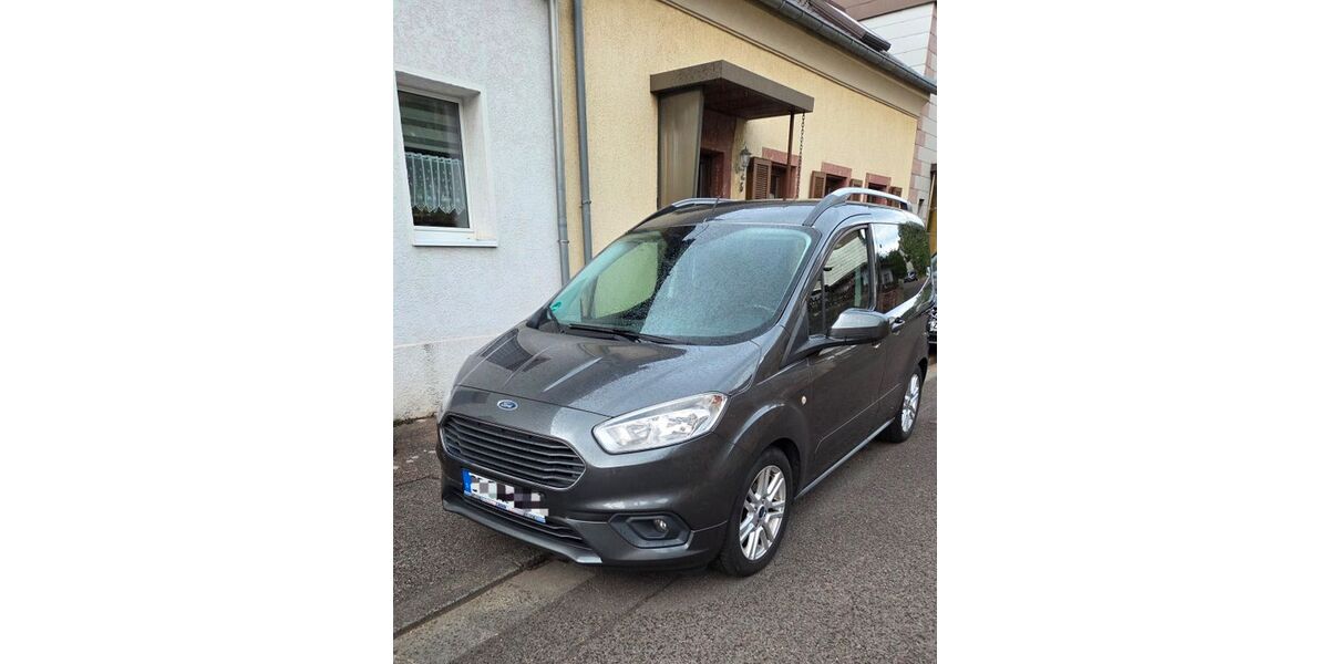 Ford Tourneo Courier 77.350 km 10.000 &euro; Saarbrücken 66128