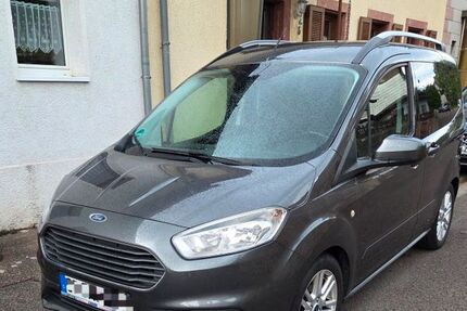 Ford Tourneo Courier 77.350 km 10.700 &euro; Saarbrücken 66128