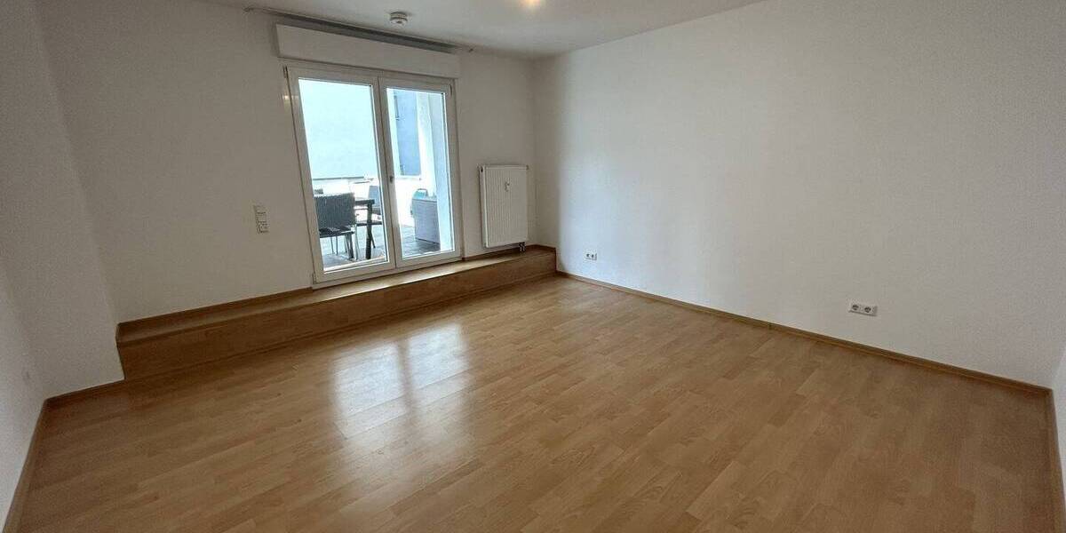 Mehrfamilienhaus, Wohnhaus Saarbrücken St Johann - 9 Zimmer, 310 m&sup2;, 899.000&euro; | Angebot:26118044