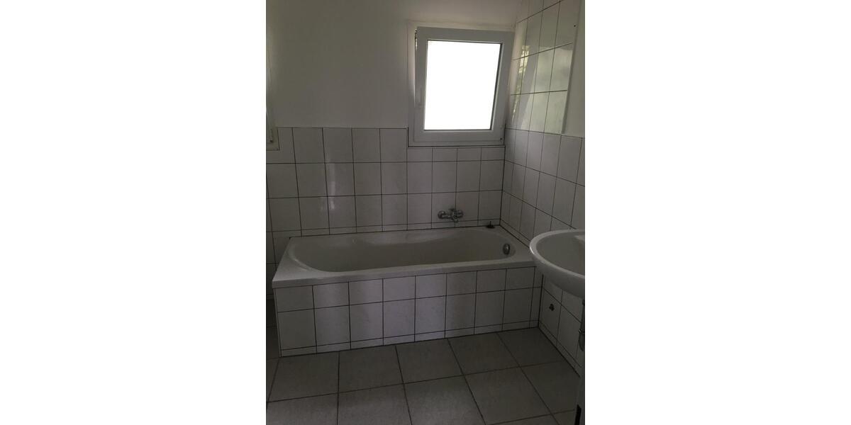 Dachgeschoßwohnung Pirmasens Niedersimten - 4 Zimmer, 420&euro; | Angebot:19220921