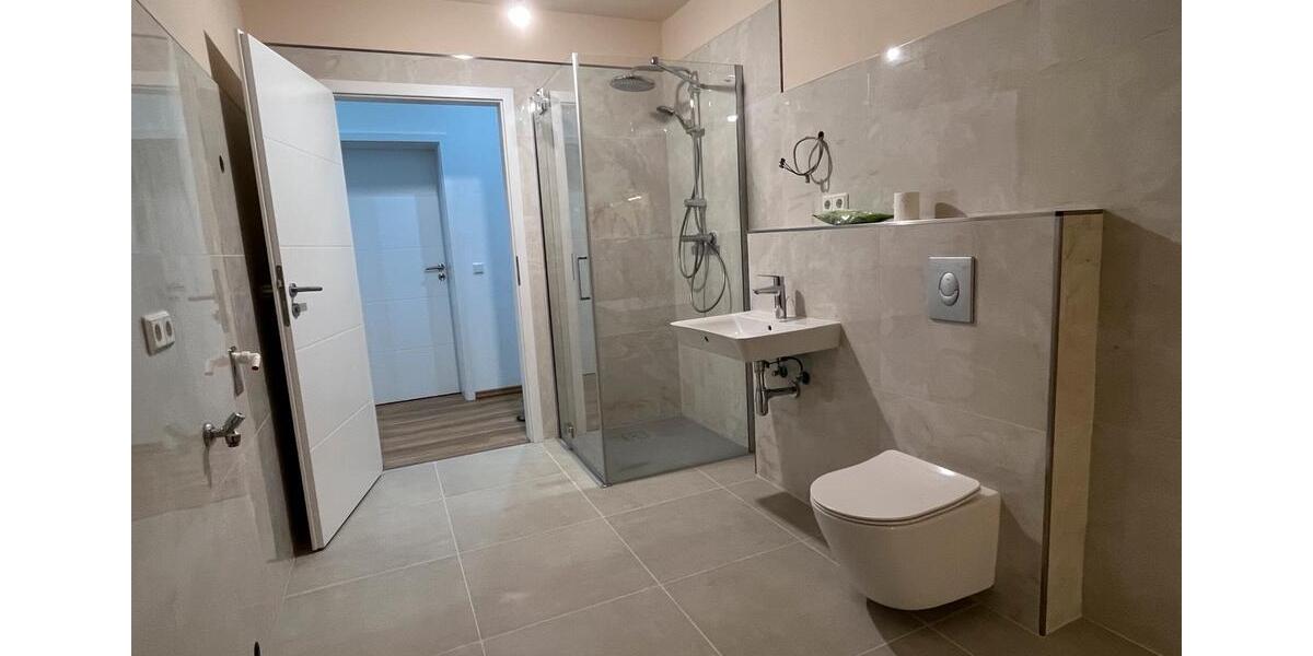 Erdgeschoßwohnung Neunkirchen Heinitz - 3 Zimmer, 102 m&sup2;, 950&euro; | Angebot:25126735