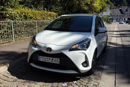 Toyota Yaris 65.000 km 8.000 &euro; Saarbrücken 66133