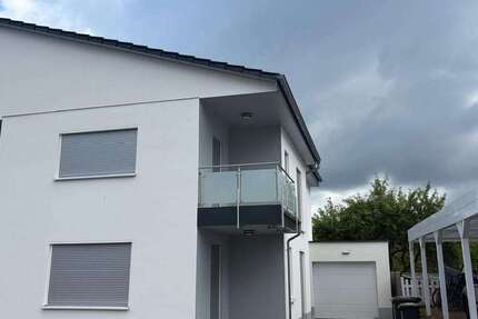 Haus Homburg - 6 Zimmer, 180 m&sup2;, 1.990&euro; | Angebot:26666031