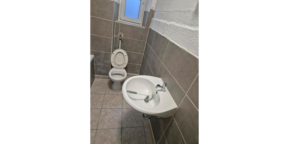 Etagenwohnung Pirmasens - 2 Zimmer, 60 m&sup2;, 425&euro; | Angebot:25256900