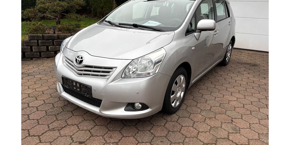 Toyota Verso 95.798 km 9.990 &euro; Bliesen (St. Wendel) 66606