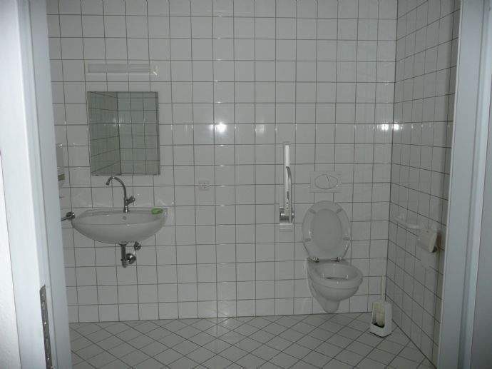 Gewerbeobjekt Saarbrücken Malstatt - 4 Zimmer, 160 m&sup2;, 1.250&euro; | Angebot:25666351