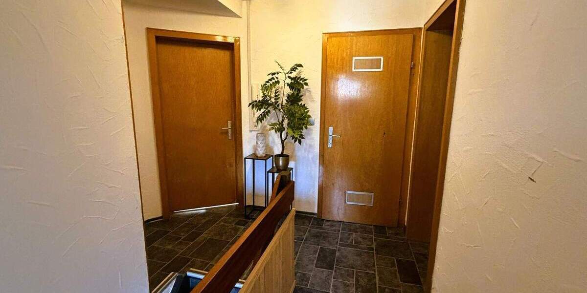 Einfamilienhaus Altenglan Mühlbach - 9 Zimmer, 241 m&sup2;, 245.000&euro; | Angebot:25737869