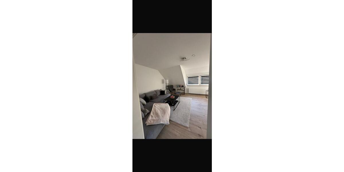 Dachgeschoßwohnung Bexbach - 2 Zimmer, 68 m&sup2;, 800&euro; | Angebot:25977451