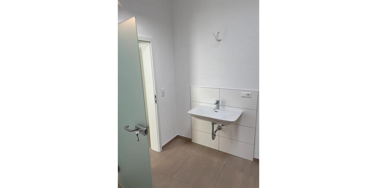 Etagenwohnung Pirmasens Fehrbach - 2 Zimmer, 80 m&sup2;, 590&euro; | Angebot:25391774