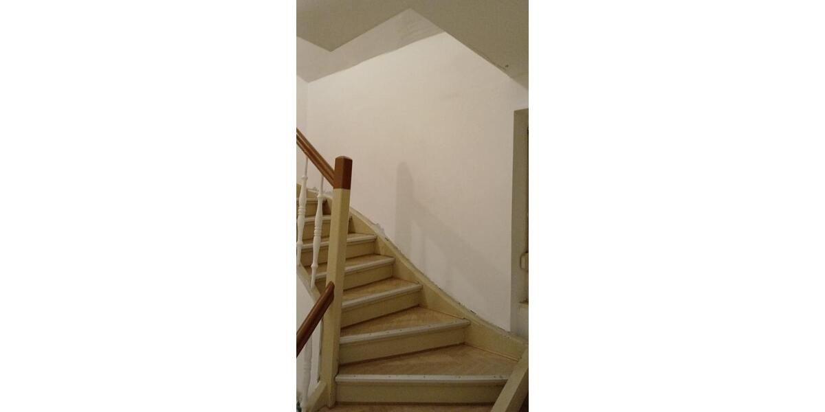 Etagenwohnung Kusel - 3.5 Zimmer, 120 m&sup2;, 850&euro; | Angebot:25537401