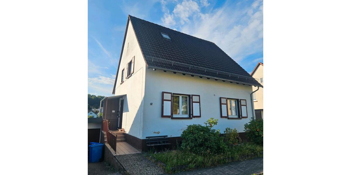 Einfamilienhaus Waldfischbach-Burgalben Burgalben - 9 Zimmer, 160 m&sup2;, 195.000&euro; | Angebot:24773235