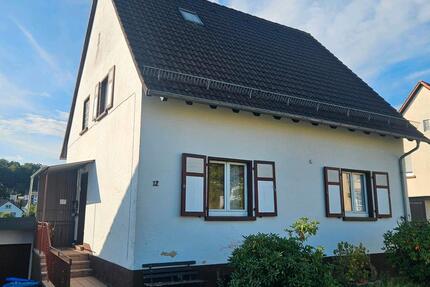 Haus Waldfischbach-Burgalben Burgalben - 9 Zimmer, 160 m&sup2;, 195.000&euro; | Angebot:24773235