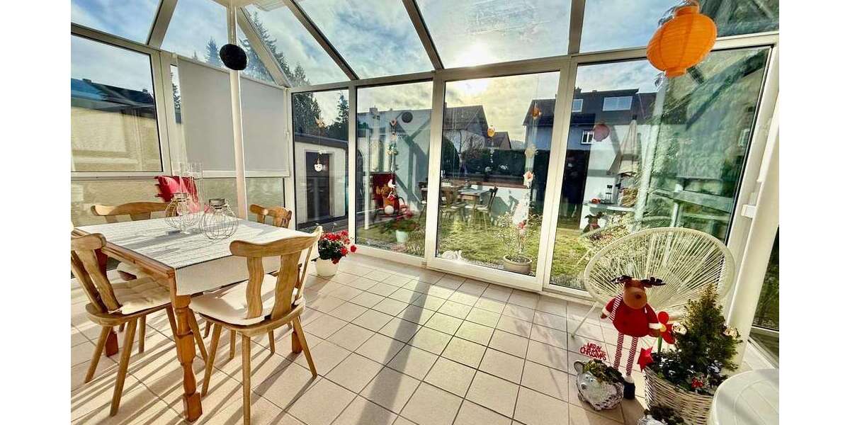 Einfamilienhaus Homburg - 8 Zimmer, 210 m&sup2;, 495.000&euro; | Angebot:26856995