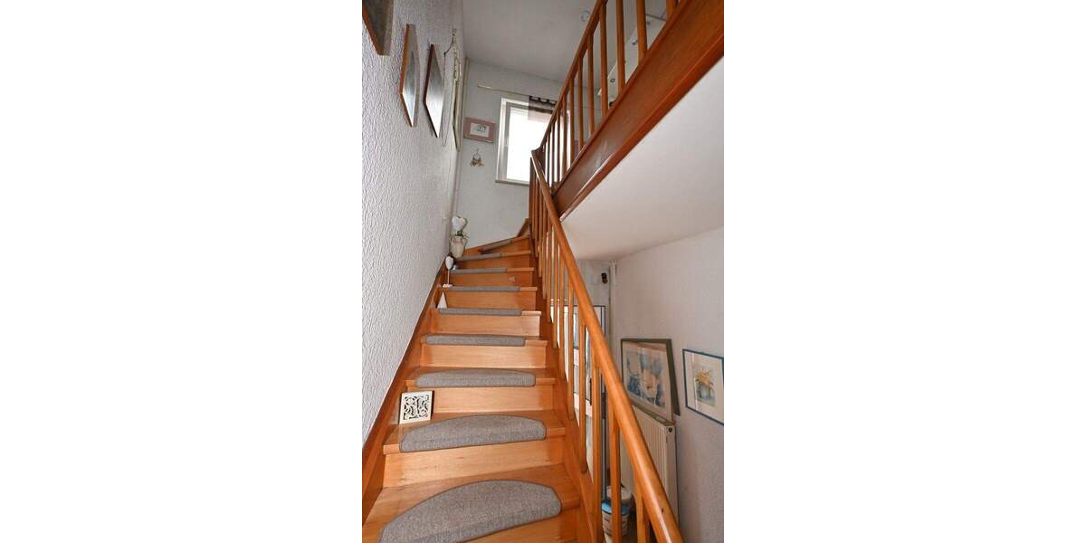 Einfamilienhaus Bexbach / Frankenholz Frankenholz - 7 Zimmer, 148 m&sup2;, 115.000&euro; | Angebot:25706690