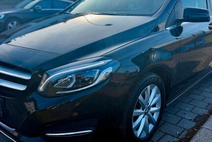 Mercedes-Benz B 220 177.977 km 12.490 &euro; Saarbrücken Dudweiler 66125
