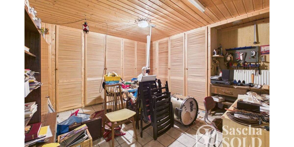 Großes Einfamilienhaus in begehrter Lage von Oberwürzbach, St. Ingbert mit Terrasse und Südbalkon - Einfamilienhaus Sankt Ingbert Oberwürzbach | Angebot:26161394