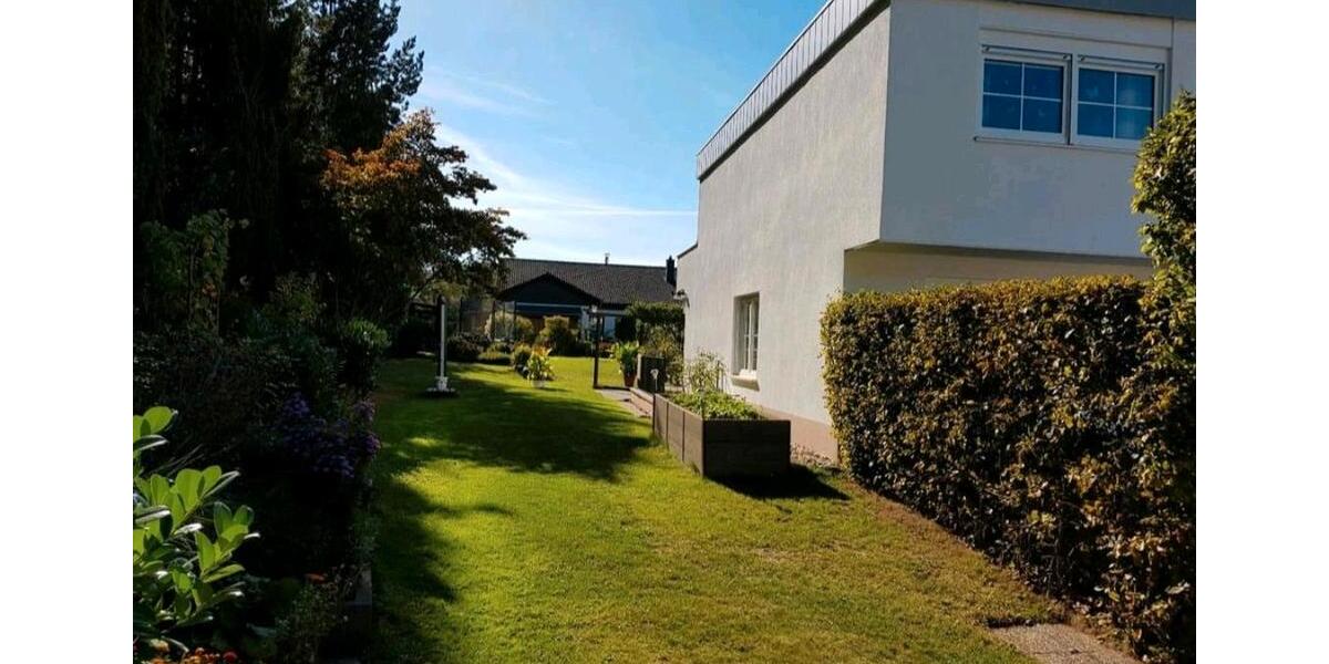 Reihenhaus Homburg - 4 Zimmer, 107 m&sup2;, 349.000&euro; | Angebot:25220566