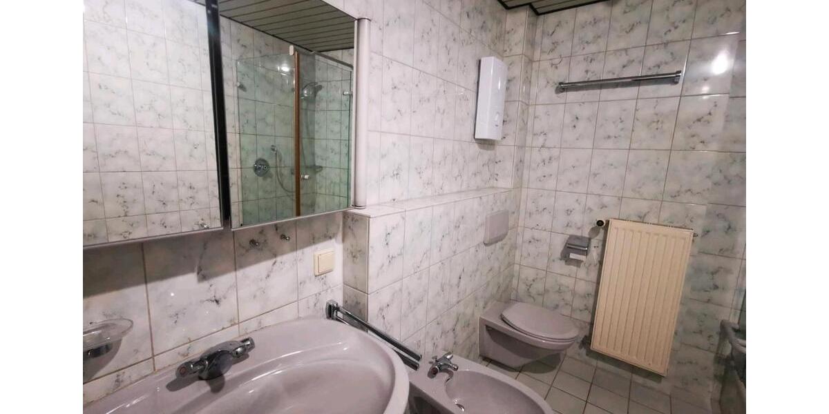 Etagenwohnung Saarbrücken Eschberg - 4 Zimmer, 100 m&sup2;, 900&euro; | Angebot:25177222