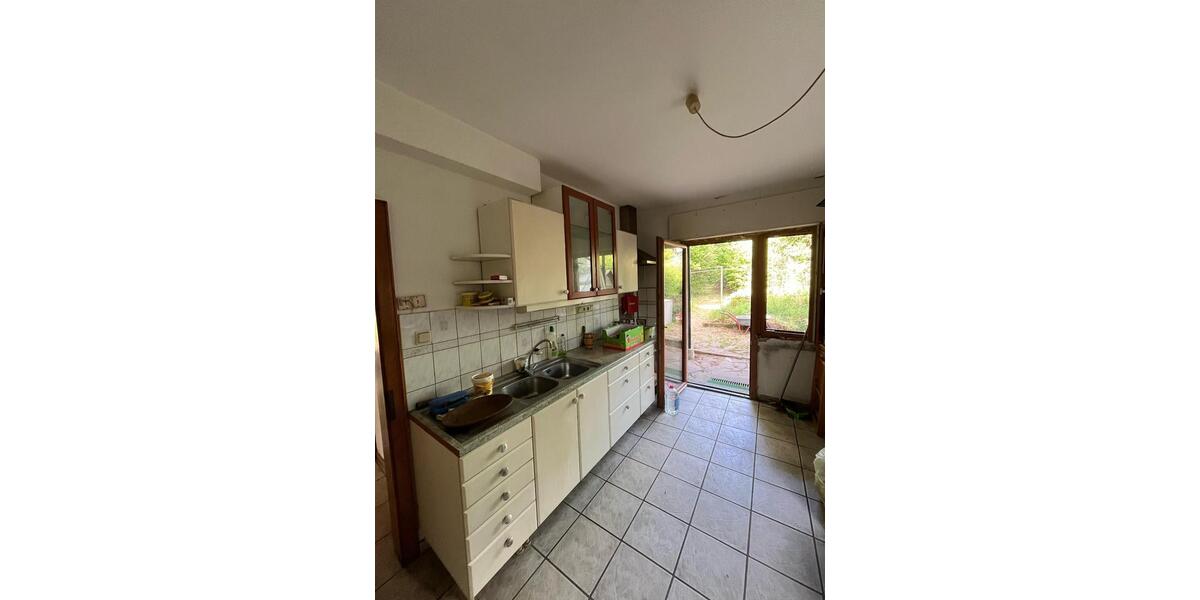 Einfamilienhaus Homburg - 6 Zimmer, 239 m&sup2;, 275.000&euro; | Angebot:25539359